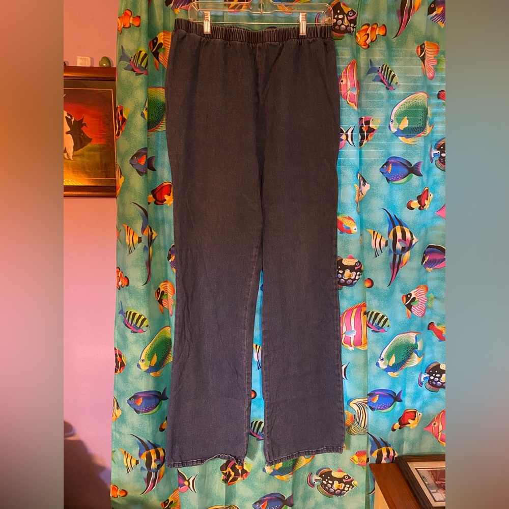Cabin Creek Women's Straight Leg Jeans - Medium Wash